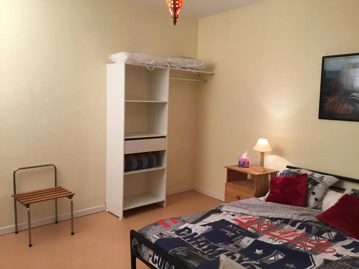 Homestay La Taniere Du Corsaire -16 Pers Apartment Redon France
