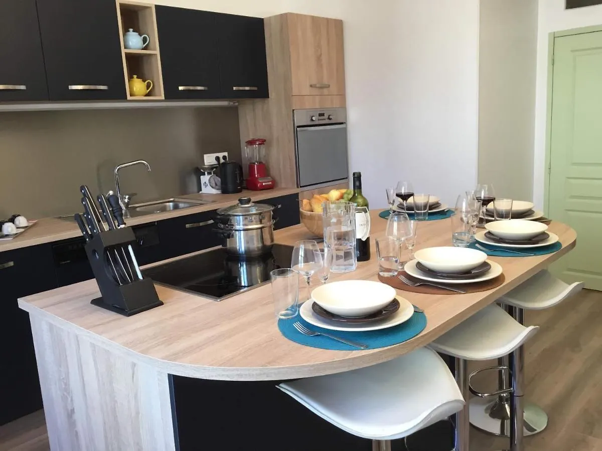 La Taniere Du Corsaire -16 Pers Apartment Redon France