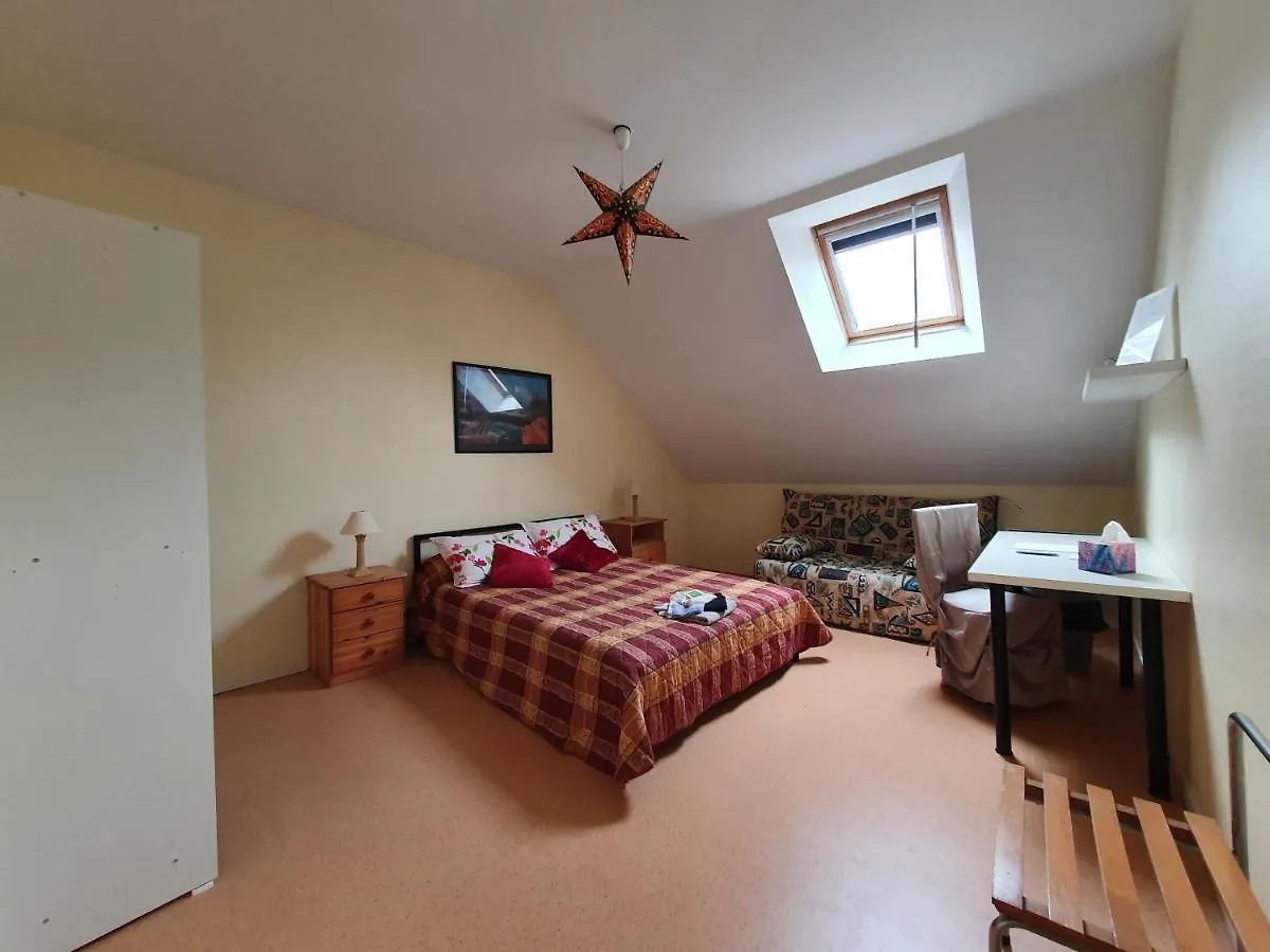 La Taniere Du Corsaire -16 Pers Apartment Redon