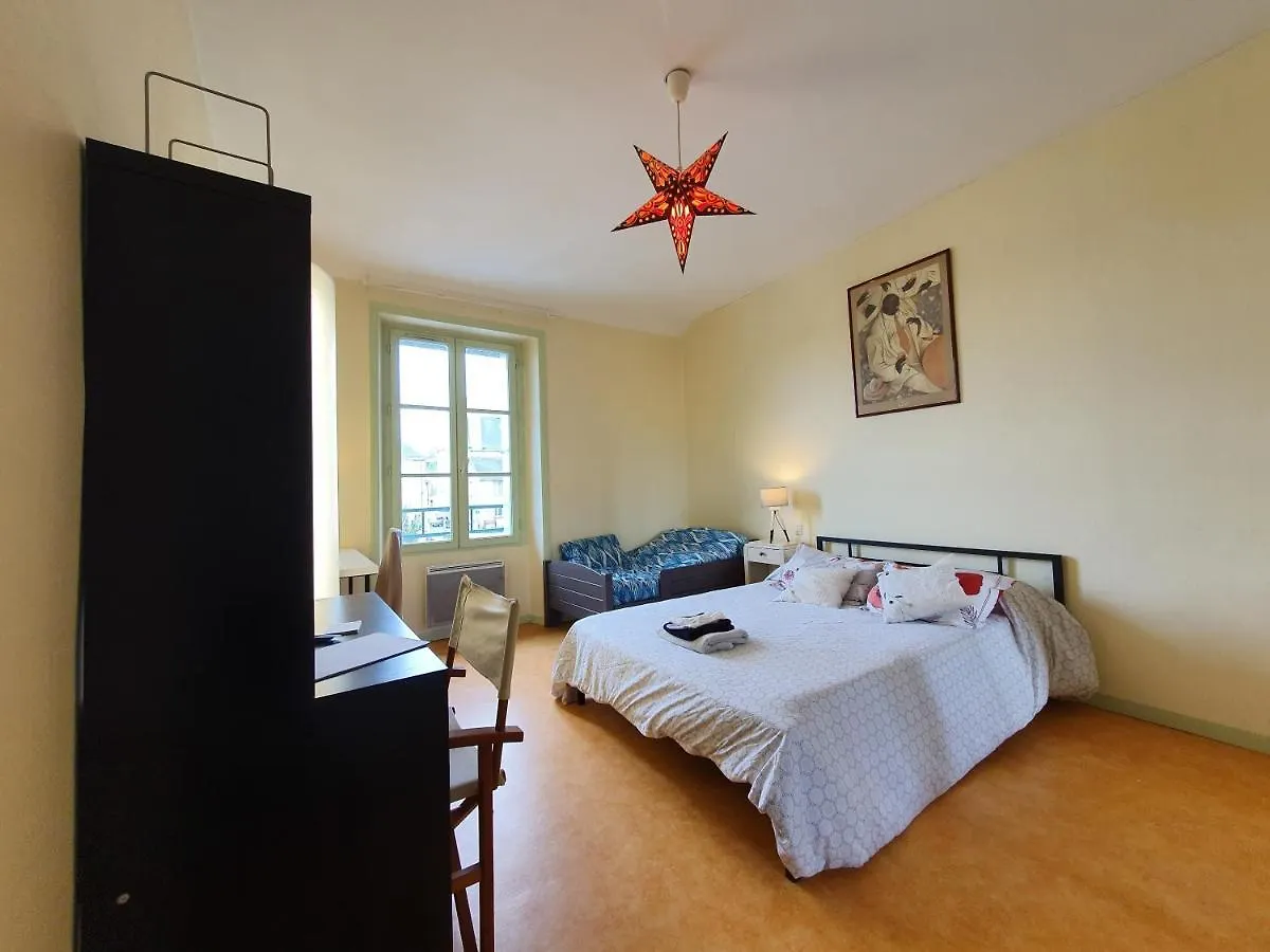 La Taniere Du Corsaire -16 Pers Apartment Redon