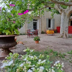  Séjour chez l'habitant Bastide De La Couloubre France