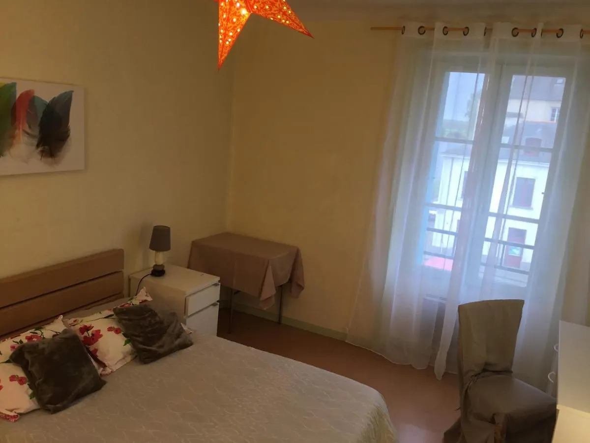 Séjour chez l'habitant Appartement La tanière du Corsaire -16 Pers à Redon
